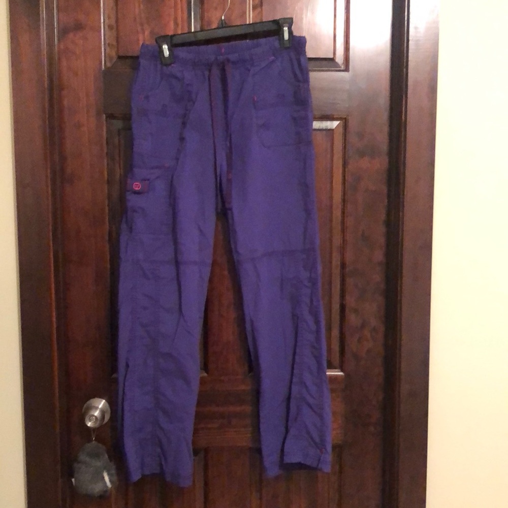 WonderWink Scrub Pants in Purple (Grape)